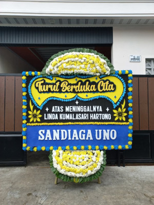 Papan Bunga Duka di Aikmel